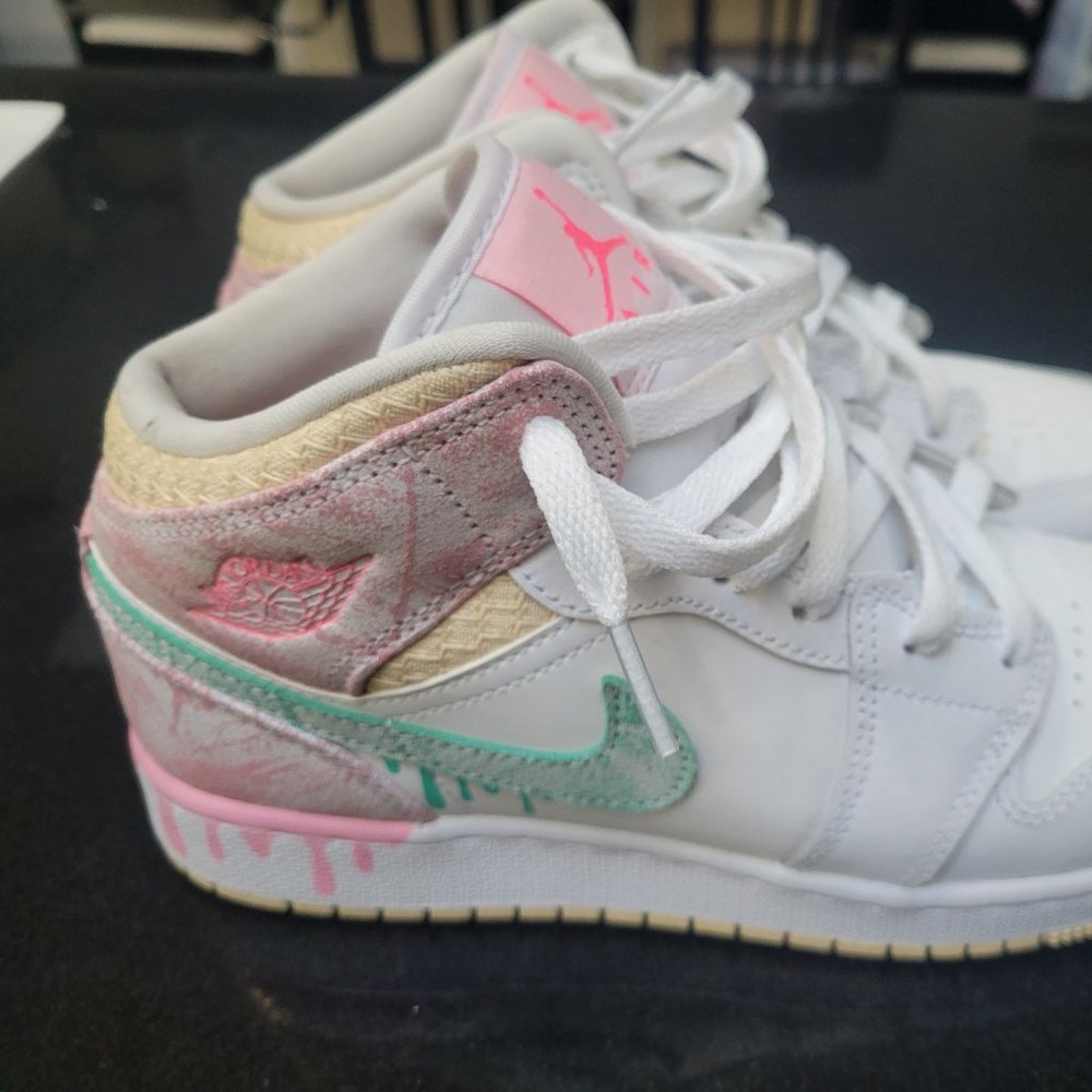 Nike ice cream cones